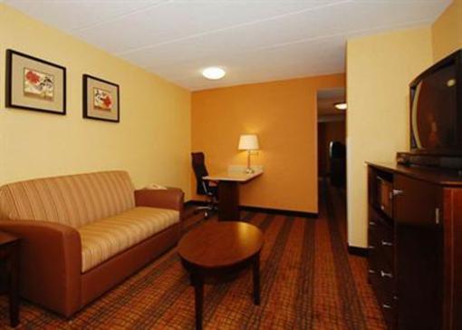 фото отеля Comfort Inn & Suites Tinton Falls