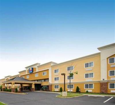 фото отеля Comfort Inn & Suites Tinton Falls