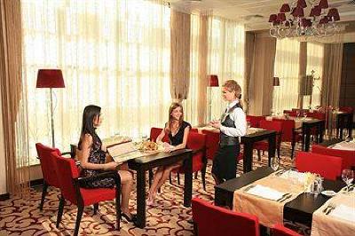 фото отеля Hotel Riviera Kazan