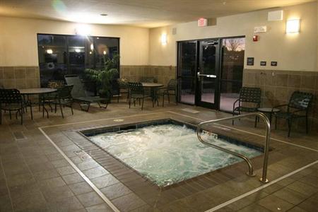 фото отеля Hampton Inn & Suites New Castle