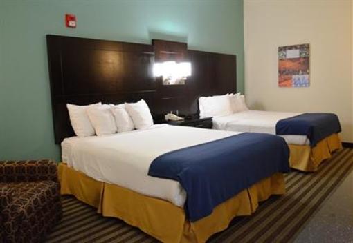 фото отеля Holiday Inn Express Hotel & Suites West Point