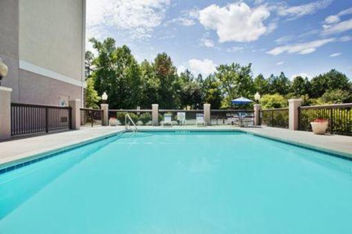 фото отеля Holiday Inn Express Apex Raleigh