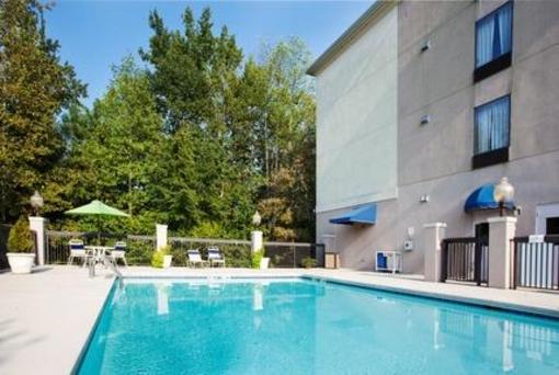 фото отеля Holiday Inn Express Apex Raleigh