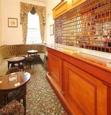 фото отеля Cairn Hotel Edinburgh