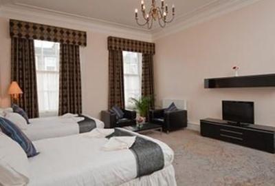 фото отеля Cairn Hotel Edinburgh