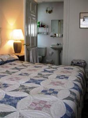 фото отеля Bienvenue Bed & Breakfast Montreal