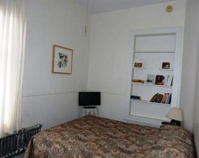 фото отеля Bienvenue Bed & Breakfast Montreal
