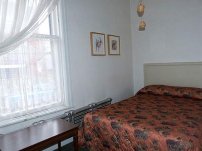 фото отеля Bienvenue Bed & Breakfast Montreal