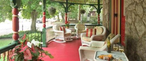 фото отеля Cornerstone Bed & Breakfast