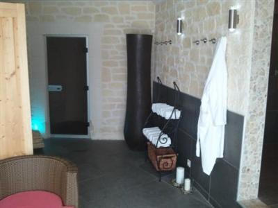фото отеля Hotel De La Plage La Grande-Motte