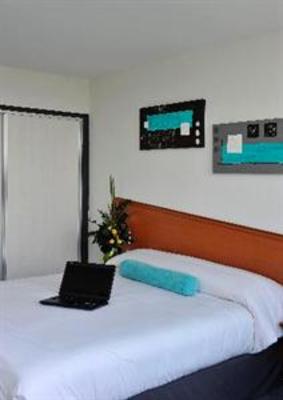 фото отеля Hotel De La Plage La Grande-Motte