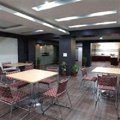 фото отеля Maharaja Residency Hotel Jaipur