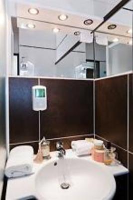 фото отеля Hotel Le Relais D'Aubagne