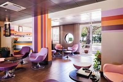 фото отеля Hotel Le Relais D'Aubagne