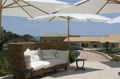 фото отеля Falconara Charming House & Resort Butera