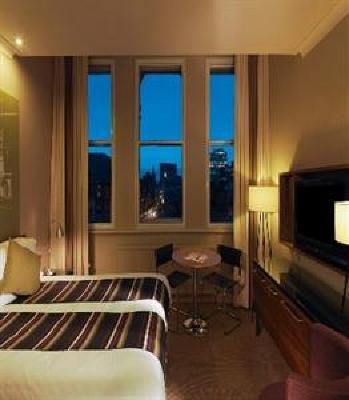 фото отеля Macdonald Townhouse Hotel
