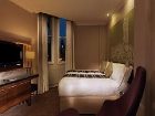 фото отеля Macdonald Townhouse Hotel