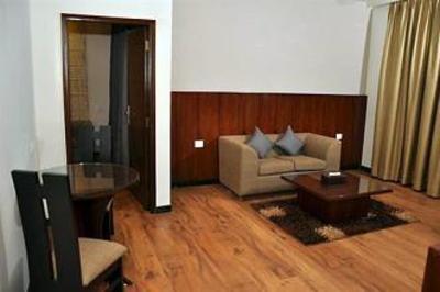 фото отеля Sukhmantra Resort & Spa