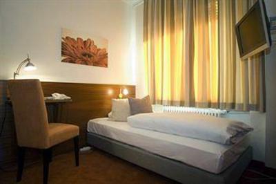 фото отеля Hotel Dolomit