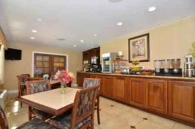 фото отеля BEST WESTERN Inn Dixon