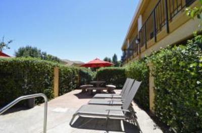 фото отеля BEST WESTERN Inn Dixon