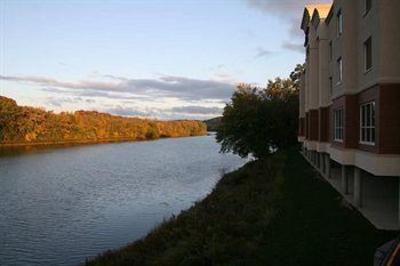 фото отеля Hampton Inn Owego