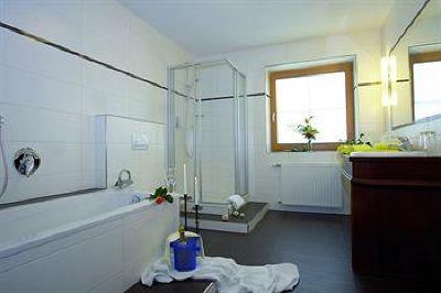 фото отеля Alpenhotel Ernberg Breitenwang