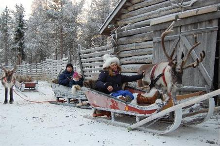 фото отеля Santa Claus Holiday Village