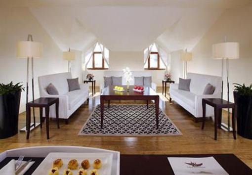 фото отеля Tsaghkadzor Marriott Hotel