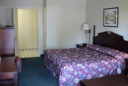фото отеля Americas Best Inns Selmer