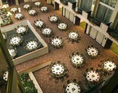 фото отеля Four Points by Sheraton Pittsburgh North