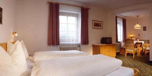 фото отеля Weiler Hotel Obertilliach