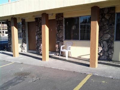 фото отеля Budget Inn Motel Chemult