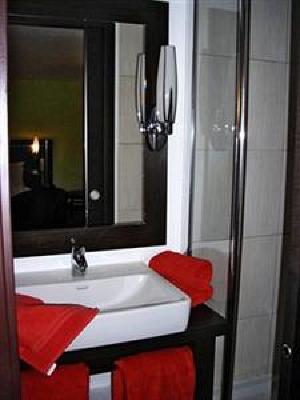 фото отеля Kyriad Design Enzo Reims Tinqueux