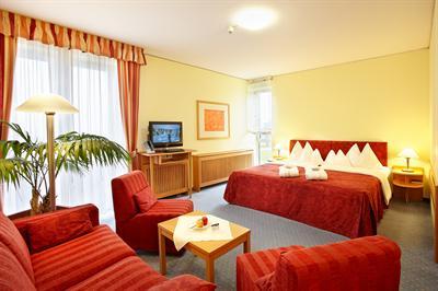 фото отеля Vitalhotel Therme Geinberg