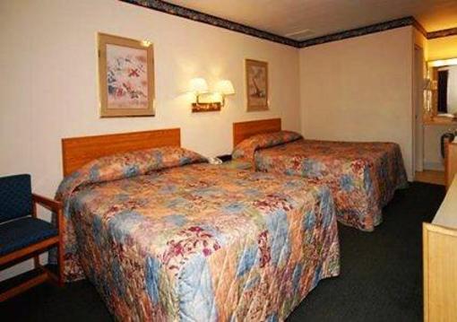 фото отеля Econo Lodge Kalkaska