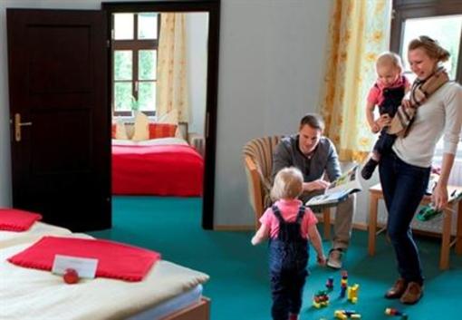 фото отеля Naturhotel Schloss Kassegg