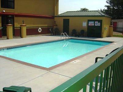 фото отеля Americas Best Value Inn Hazelhurst