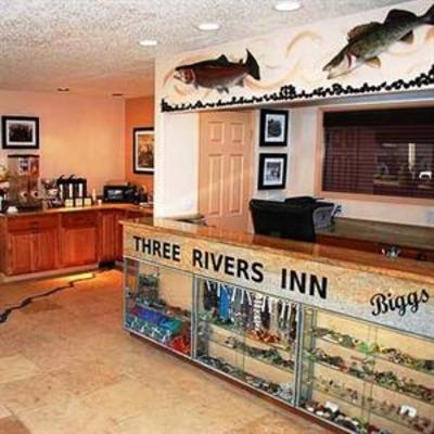 фото отеля Three Rivers Inn Biggs Junction