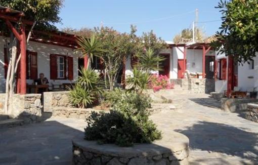 фото отеля Agia Anna Beach Studios Paraga