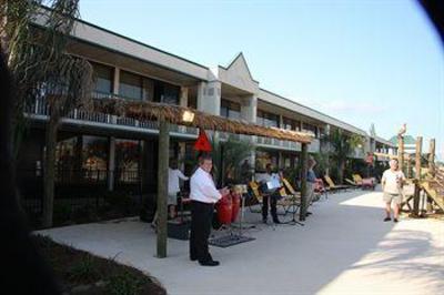 фото отеля Coast Inn Waveland
