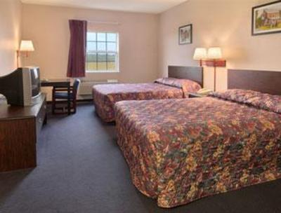 фото отеля Super 8 Motel Big Cabin Vinita