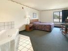 фото отеля Super 8 Motel Columbus (Wisconsin)