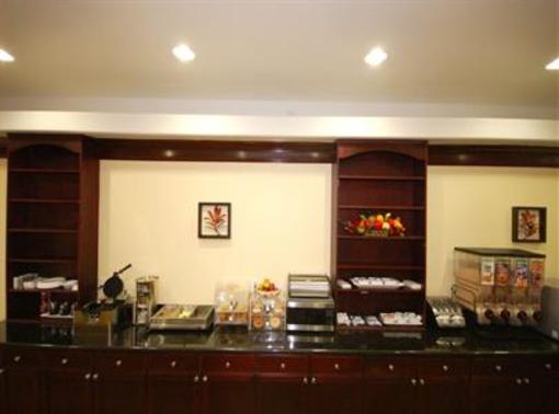 фото отеля BEST WESTERN Manvel Inn & Suites