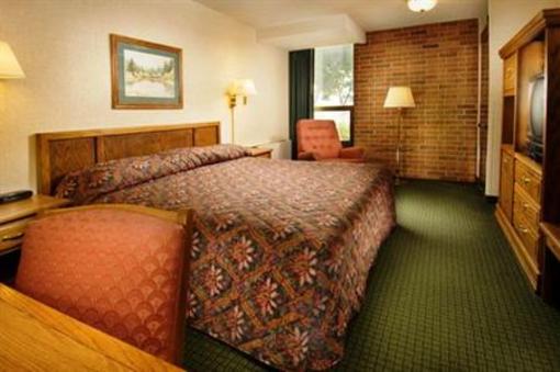 фото отеля Pear Tree Inn St. Louis Airport