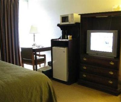 фото отеля Quality Inn Brookville