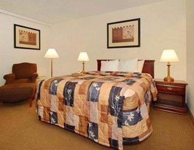 фото отеля Quality Inn Brookville