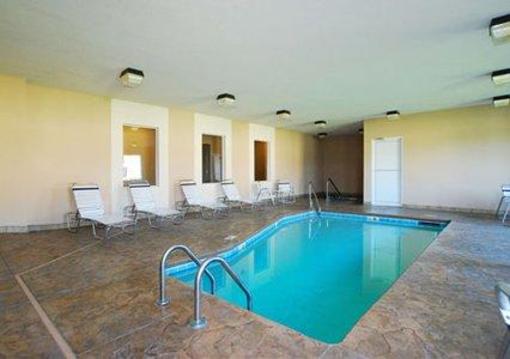 фото отеля Sleep Inn & Suites Parsons