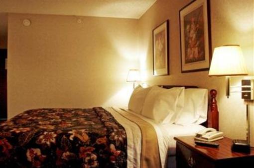 фото отеля Grand Villa Hotel West Plains