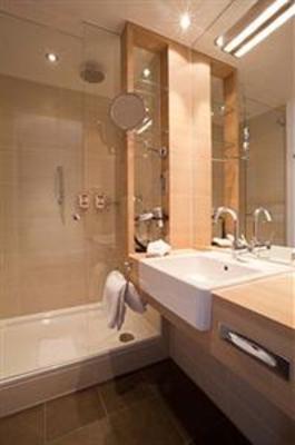 фото отеля Ramada Salzburg City Centre